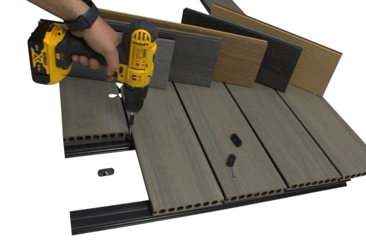 Decking Boards Joint + Screws & Clips - Image 3